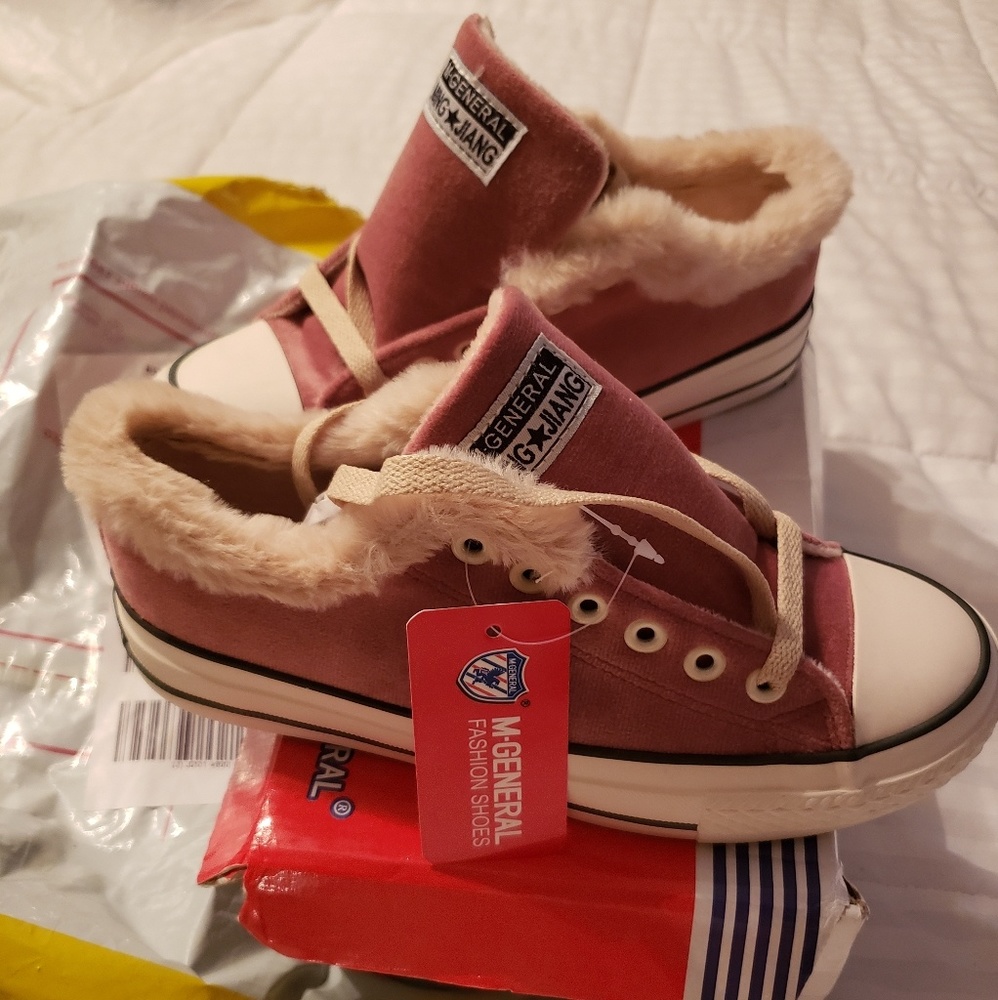 Shoes/Converse Type
